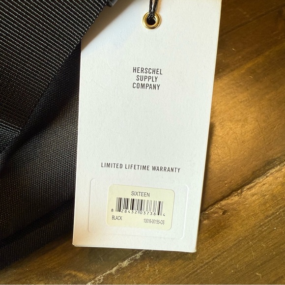 Herschel Supply Company  Sixteen black Fanny Pack - Picture 4 of 7